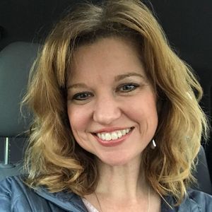 Meet your Posher, Lisa